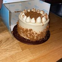 vegan cake  at Lola's Cupcakes in Watford