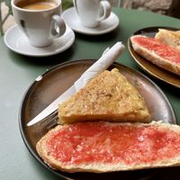 Potato tortilla and pan con tomate   at Santa Vegana in Barcelona