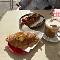 Catalán creme croissant   at Santa Vegana in Barcelona
