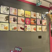   at Dondurma Dükkanı - Isiklar in Antalya