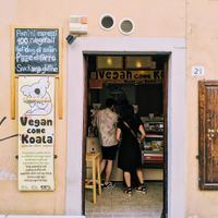Entrance at Vegan Come Koala in Pisa