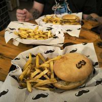 Heura con cheddar vegano at Mostacho Cafe Bar II in Cartagena