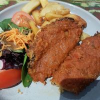  at Berry Springs Tavern in Berry Springs