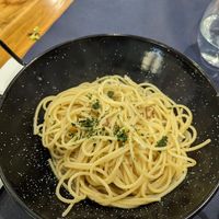 Pasta al ajo y aceite (con guindilla) at Abbracciame Restaurante in Madrid