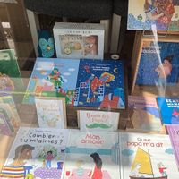  at Flora Lit in Paris