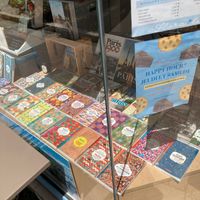  at Flora Lit in Paris