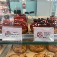 Sweet raspberry vegan & forest fruits vegan   at La Donuteria in Paris