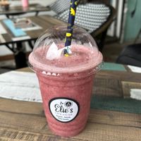 blueberry thrill smoothie   at Elie's Cafe in North London