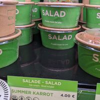 salads at EXKi in Merceuil