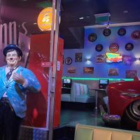  at Brunn's Diner in Coimbra