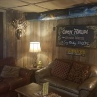 Sitting room at The Yellow Deli in Chattanooga