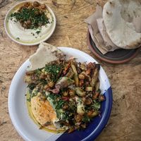 hommus, hommus de legumes e pão pita  at Make Hommus. Not war in Sao Paulo