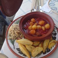 Greek dish made vegan

In the regular menu with beef


Stifado at Mama Sofia in Rhodes