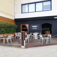 Local at 4 Makis in Torredembarra