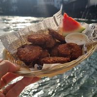 Falafel with vegan sauce at Aarebistro in Olten