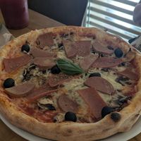 Ham pizza vegan at Lou in Lille