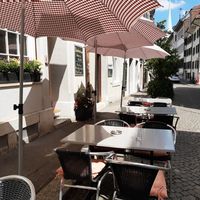 Outdoor seating at JASI (Flora) in Solothurn