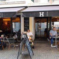 Outdoor seating at Confiserie Hofer - Stalden in Solothurn