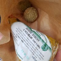 Pumpkin quiche & matcha balls at BioDay in Prague