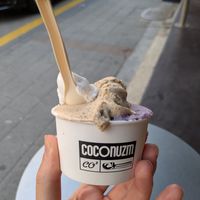 Earl Grey (Yaaass!!), blueberry lavender (Yaaaaasssss!!) and with a spoonful taste of coconut (yaaaaaass!) at Coconuzm - 코코넛즘 in Seoul