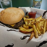 Spinach and pine nut burger with fries at Mostacho Murcia Burger Bar in Murcia