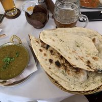 Lentil Dhal with Naan bread  at Tandoor in Prachatice