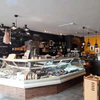 Store interior at Simplyfine in Thun