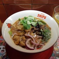 Dragon ramen with Heura pb chickn (spicy) at Ramen Shifu in Zaragoza