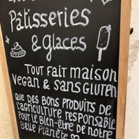 Sign  at La Cabosse Enchantée in La Rochelle