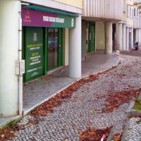 Takeaway shop near the parking lot at Spill the Greens in Lisbon