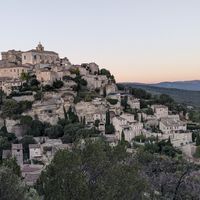 Vue le soir en allant au village at La Bastide de Pierres in Gordes