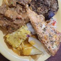 Lunch from the buffet at Natu Center Restaurant Vegetariano in Saltos Del Monday