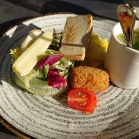 Voorgerecht "groenten en meer" vegan gemaakt met tofu at Restaurant Brasserie Puur Prince in Earnewald