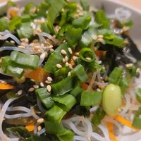 Seaweed salad at Dozo Vegan Ramen in Warsaw