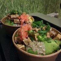 Pokébowl tofu - indoors sitting area #Veganuary at Ke Kou in Groningen