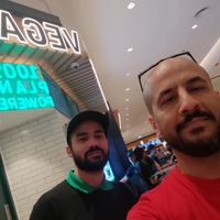 #Amir ✌🏾🌱 at Vegan Burger - Dubai Mall in Dubai