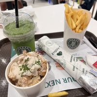 Cauliflower and wrap   at Vegan Burger - Dubai Mall in Dubai