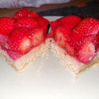 Strawberry cake (3.35 to go, else 4.50) at Streiter in Kassel