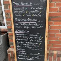 Angebot, vegan und vegetarisch super deklariert   at Pittis CaféBar Föhr in Wyk Auf Foehr