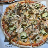 Pizza Vegan  at Pizza Market in Barcelona