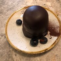 FLØDEBOLLER at Bistro Verde in Copenhagen