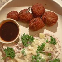 Frikadeller Classic at Bistro Verde in Copenhagen