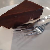 Sweet option: vegan chocolate cake at Campus Suite - Brandsende in Hamburg