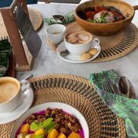 Dragonfruit Smoothie Bowl and Vegan Breakfast  at Honeymoon Kitchen in Ubud