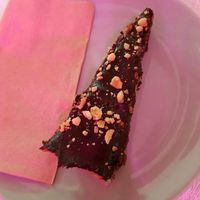 Vegan cake at Funk You Natural Food in Berlin