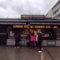  at Pommes Freunde - Hauptbahnhof in Munich