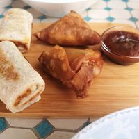 Vegan samosas and roti at Cap Lanka in Capbreton