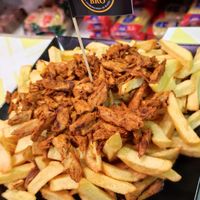 Patatine con Pulled Pork Veg at Burger's Bró in Naples