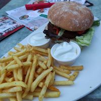 Veganer Burger at Cafe Extrablatt in Haltern Am See