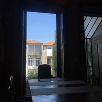   at Espécie in Porto